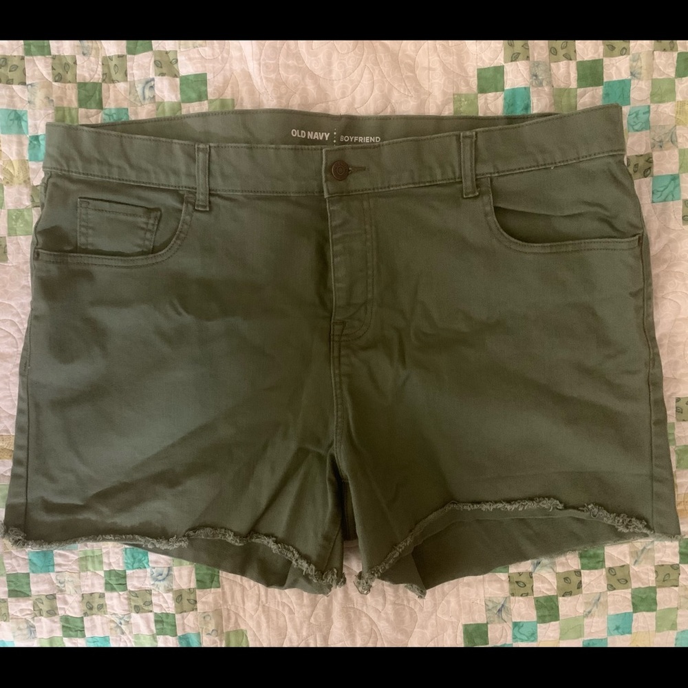 Old Navy boyfriend cut off shorts 20 regular